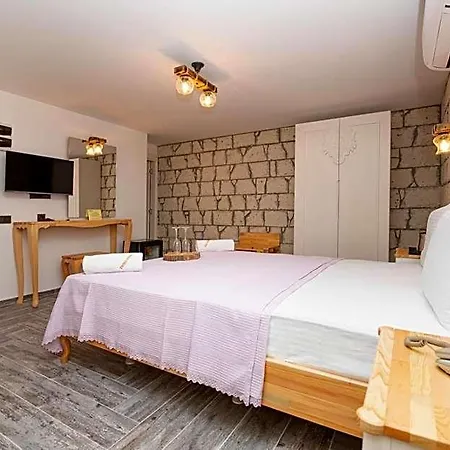 Twins Hotel Çeşme